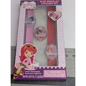 Strawberry Shortcake Slap Bracelet Lipgloss Set 2013 Sealed TCFC Lip Gloss